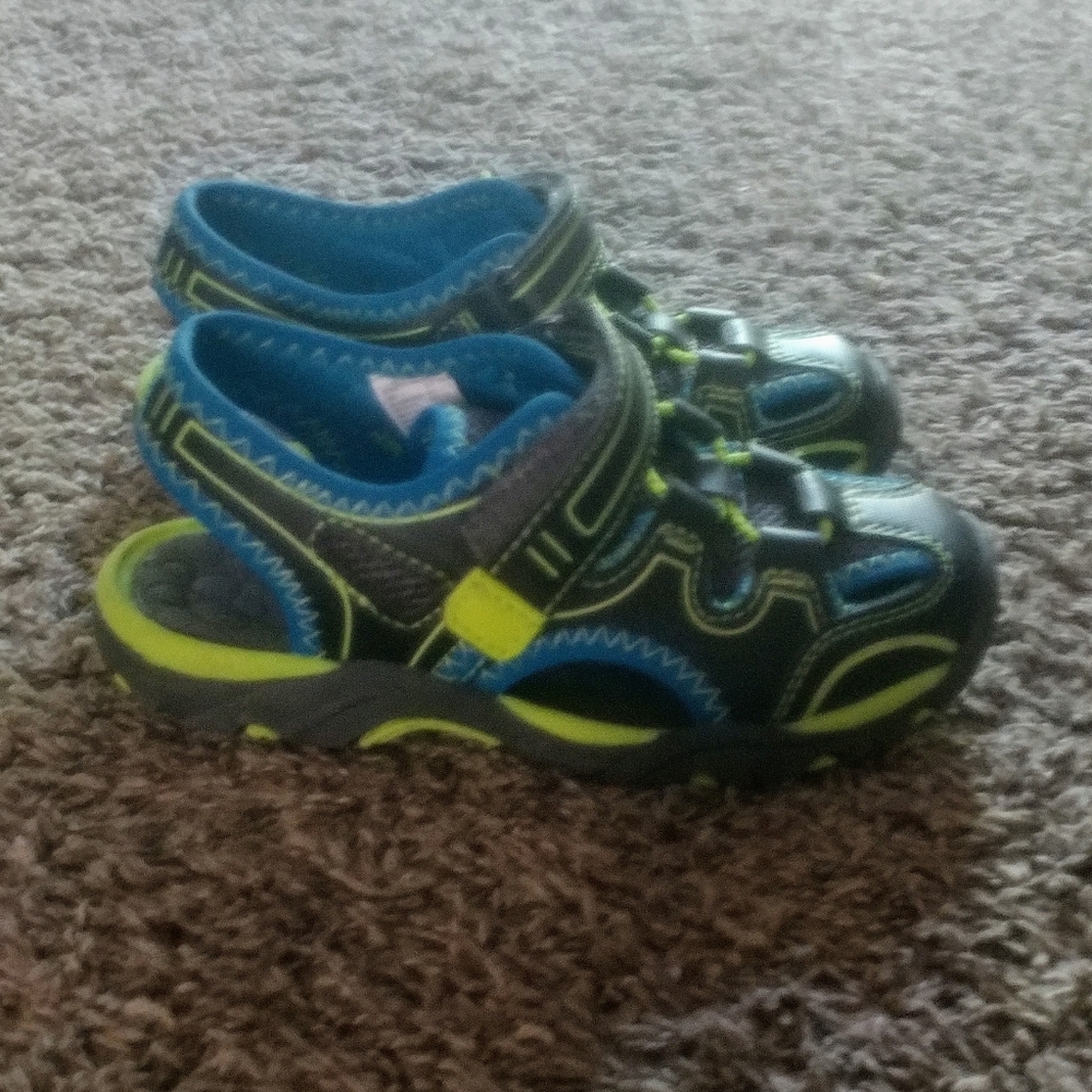 Sz 10 - Picture 3 of 3